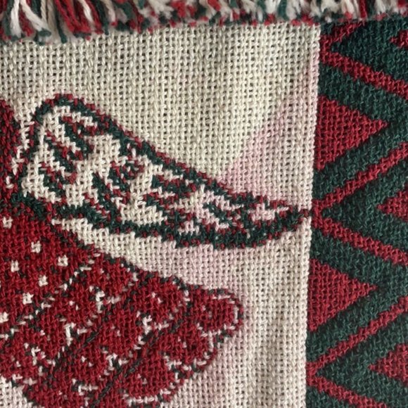 Vintage 96 Deck the Halls Tapestry - Picture 7 of 10